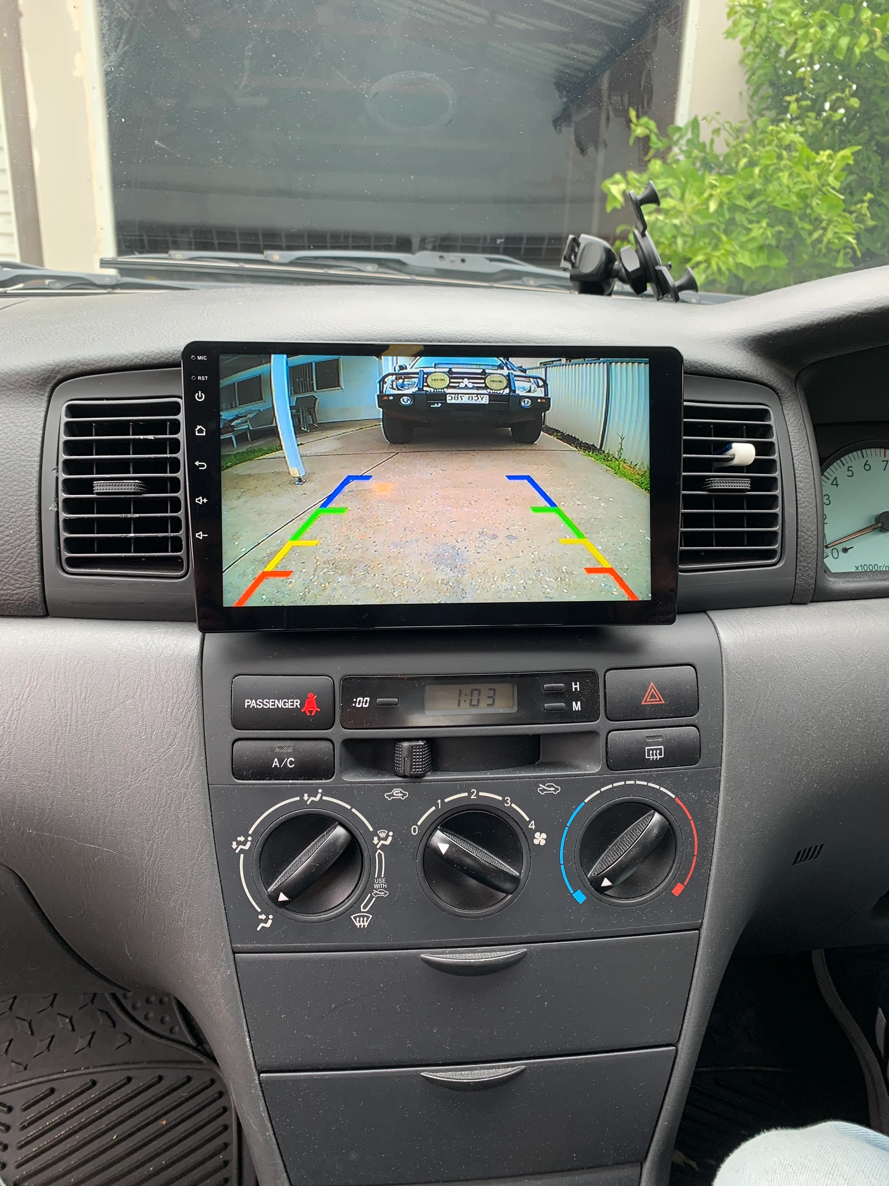 Toyota Corolla 2001-2007 Wireless CarPlay Headunit Kit