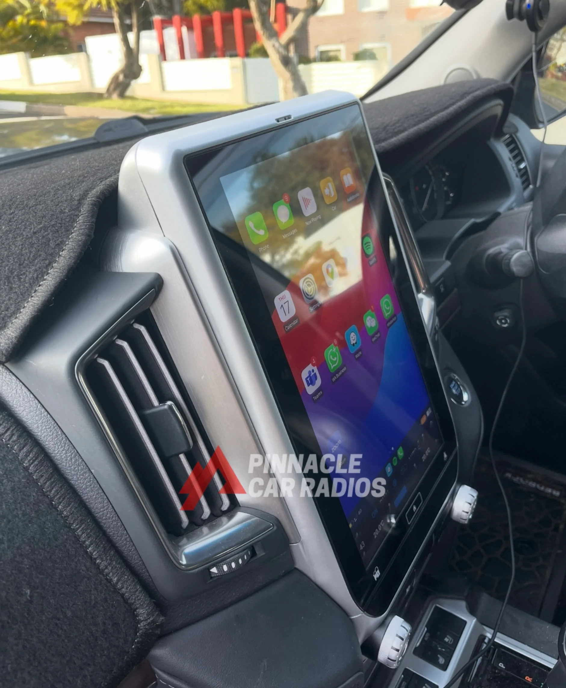 Toyota Land Cruiser Tesla-Style Screen LC200 Series 2015-2022 Wireless CarPlay Headunit Kit - Image 3